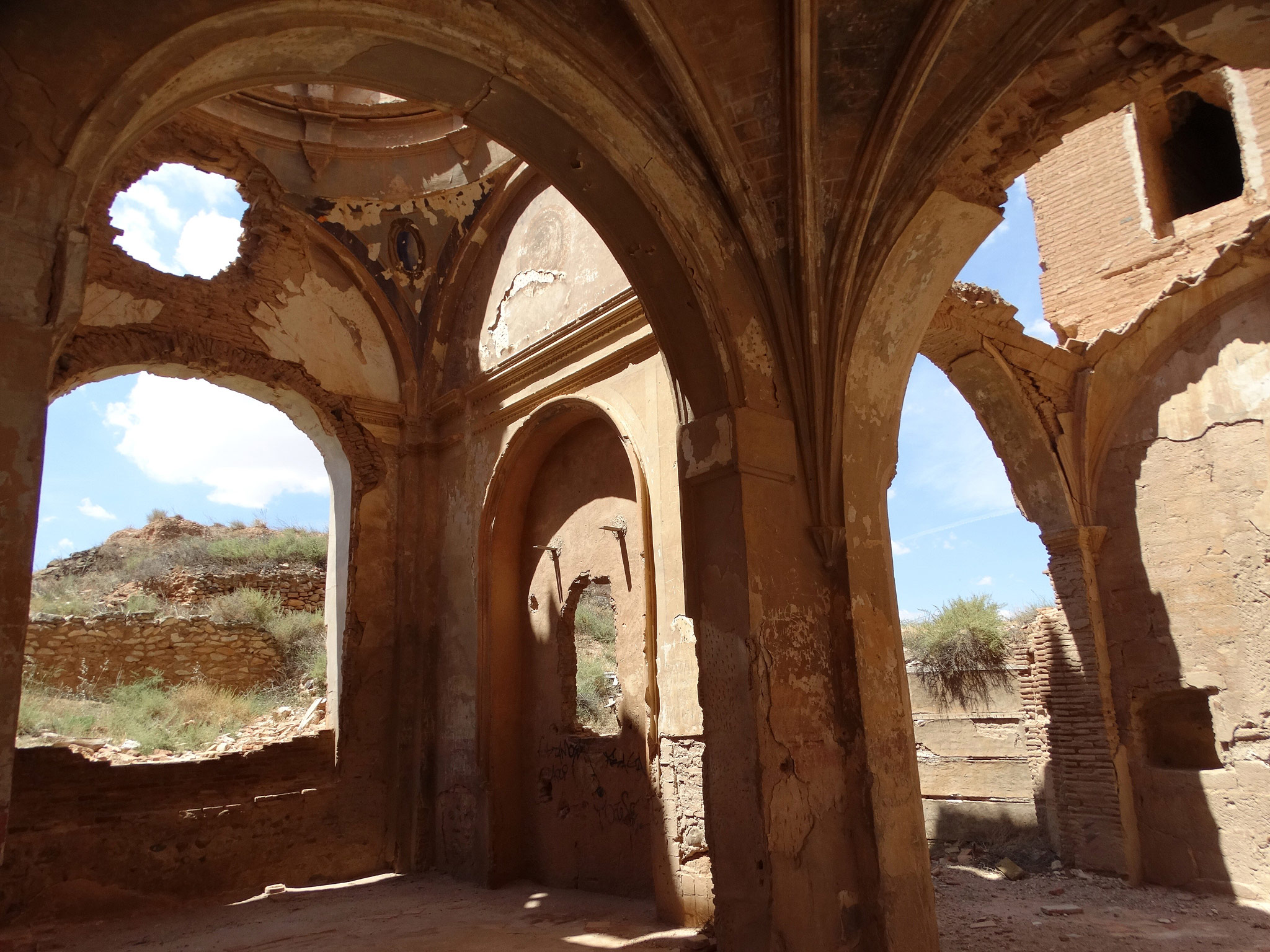 Belchite (Photo license: CC BY 2.0)